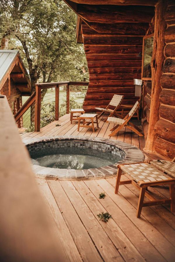 Wilder And Pine Riverside Cabins Stevenson Esterno foto