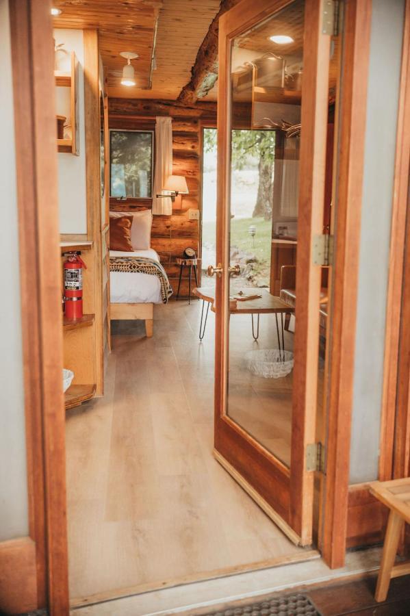 Wilder And Pine Riverside Cabins Stevenson Esterno foto