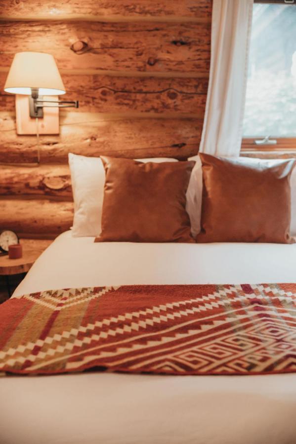 Wilder And Pine Riverside Cabins Stevenson Esterno foto