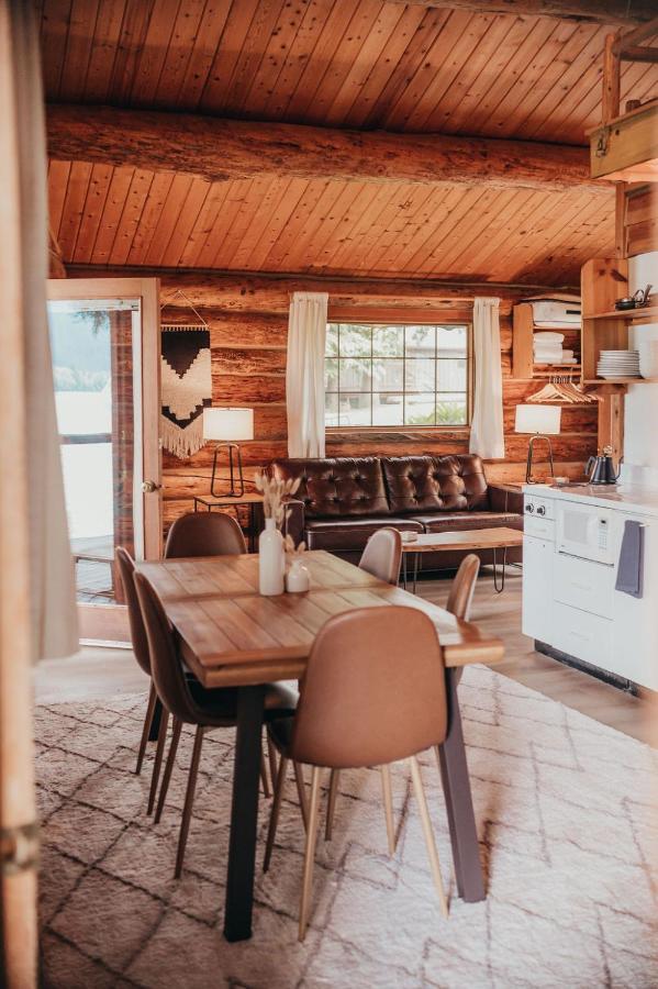 Wilder And Pine Riverside Cabins Stevenson Esterno foto